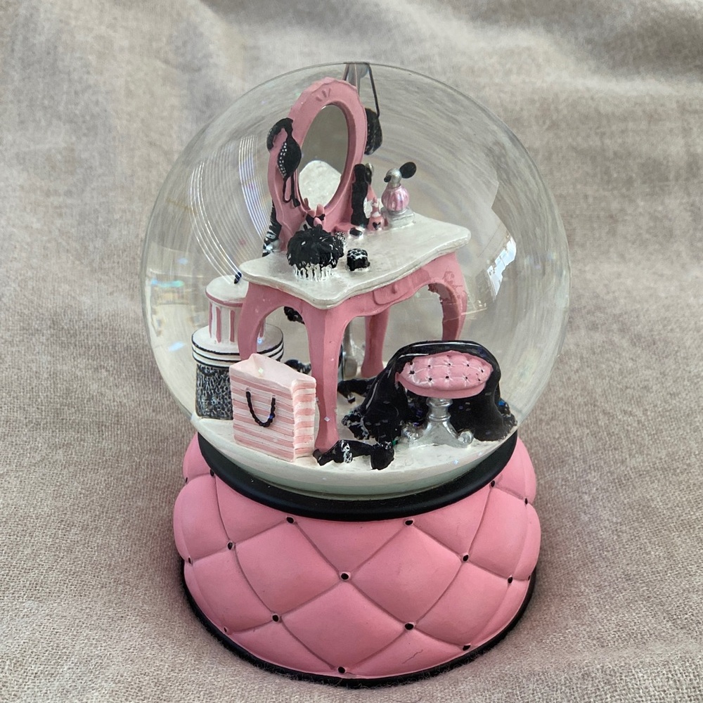 Victoria’s Secret Vanity Musical Snow Globe by Sankyo